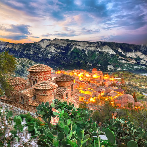 Preview: Sunset over old famous medieval village Stilo in Calabria
