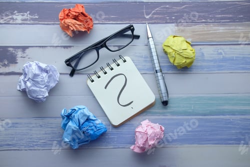 Preview: Engaging in the process of creative idea generation using a notebook and crumpled papers