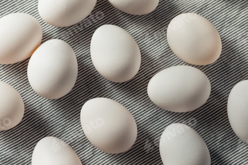 Preview: Raw Organic Cage Free White Eggs