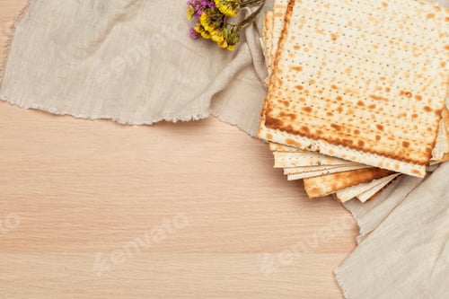 Preview: Matzo, Matzoth for Jewish Passover, Wooden background close up