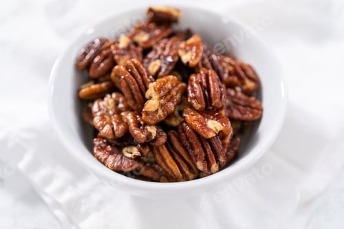 Preview: Toasted pecans