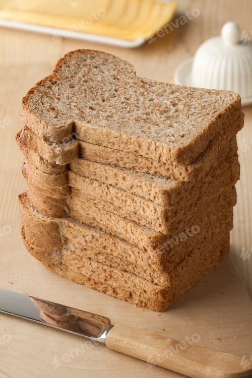 Preview: Pile of slices brown bread