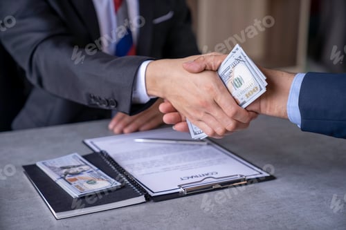 Preview: businessman or corrupt politician and willing to accept bribes given in dollar cash To do illegal bu