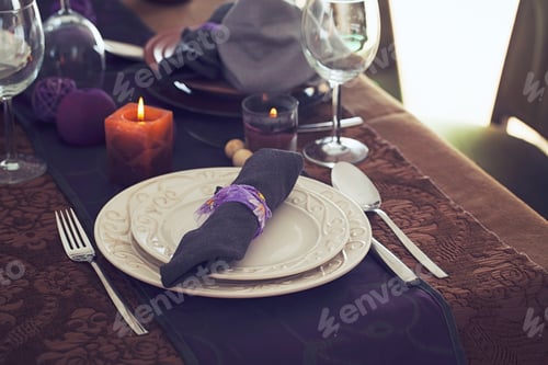 Preview: Table setting