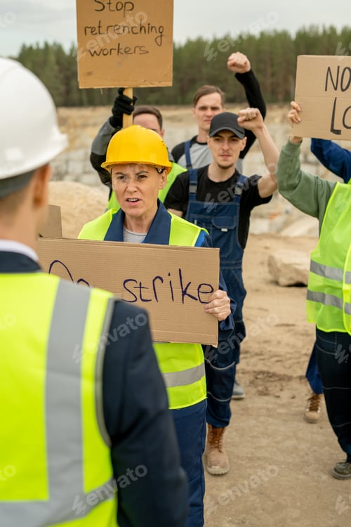Preview: Dissatisfied engineers with placards expressing rage