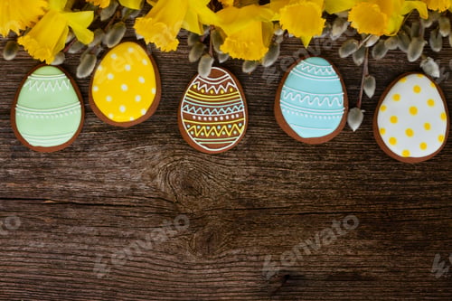 Preview: Easter border with eggs