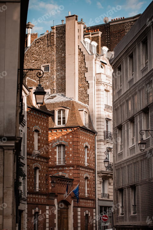 Preview: Streets of Paris