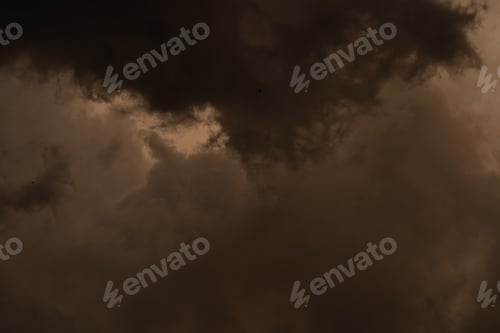 Preview: Unusual clouds