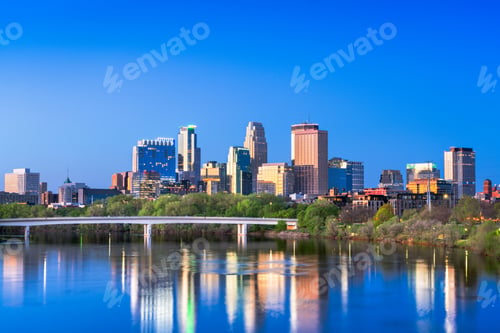 Preview: Minneapolis, Minnesota, USA on the Mississippi River