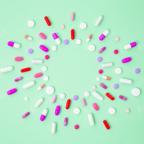 Preview: Various white medication tablets and capsules. Concept of healthcare and medicine. Top view