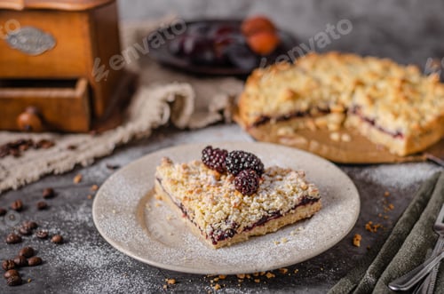 Preview: Rustic pie with forest fruit