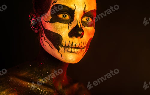 Preview: Attractive spooky girl with skeleton makeup