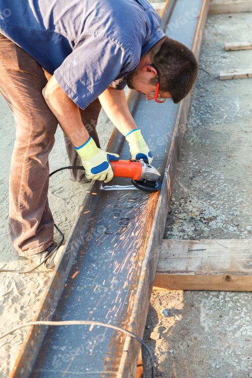 Preview: Cutting steel heavy industry by electric flex