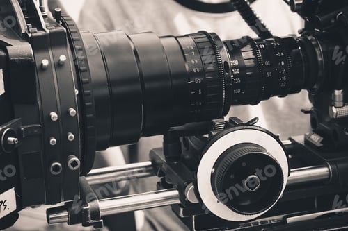 Preview: Filming with professional camera