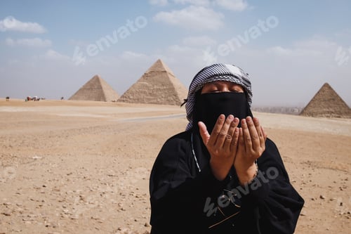 Preview: Muslim Praying Or Salat