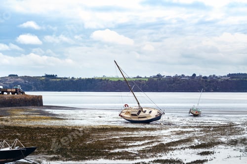 Preview: boats at low tide