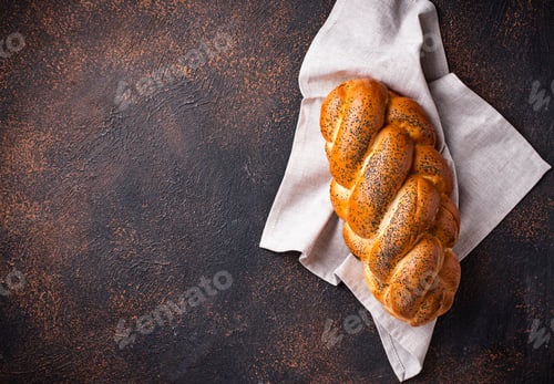 Preview: Sweet bread with poppy seeds
