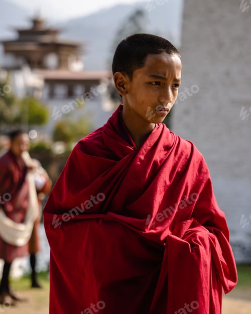 Preview: Bhutanese worshiper at Tshechu festival