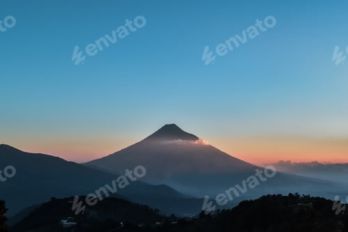 Preview: Volcan de Agua in Guatemala, Central America