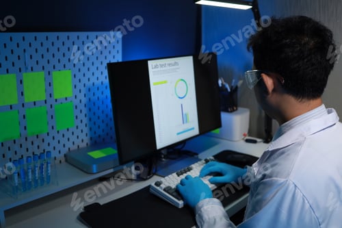 Preview: The atmosphere inside the laboratory has Scientists, chemists, biologists, researchers, Scientists s