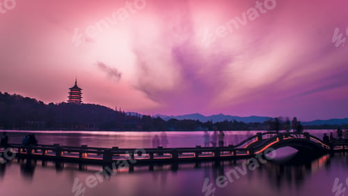 Preview: Breathtaking sunset over the historic West Lake, Hangzhou, China