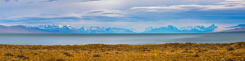 Lago Viedma (Viedma Lake) with Mount Fitz Roy (aka Cerro Chalten) behind, El Chalten, Patagonia, Arg