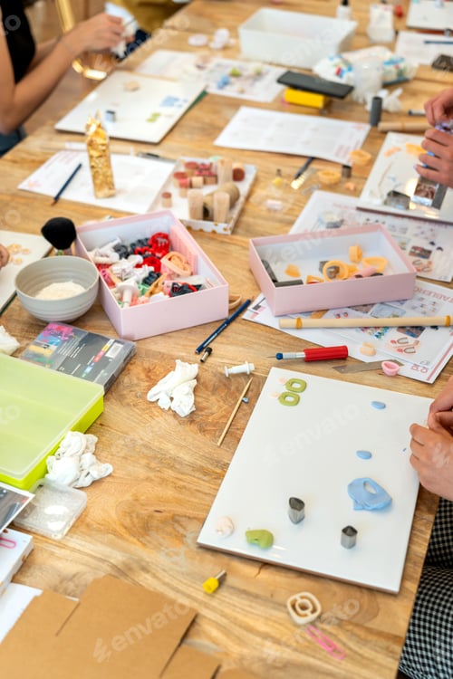 Preview: Polymer clay workshop for making earrings