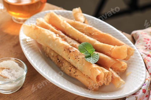 Preview: Pisang Aroma or Banana Spring Roll, Deep Fried Mixture Banana and Sugar
