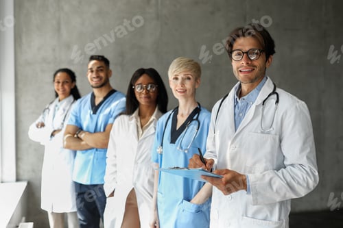 Preview: Multiracial team of newest modern clinic having breefing