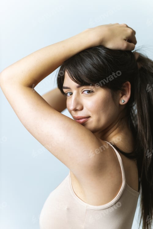 Preview: Woman with Long Hair Posing Indoors