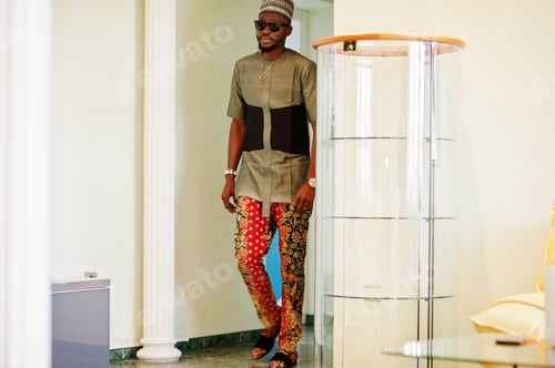 Preview: Portrait of stylish black african american man