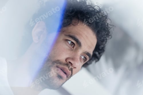 Preview: Portrait of a young man