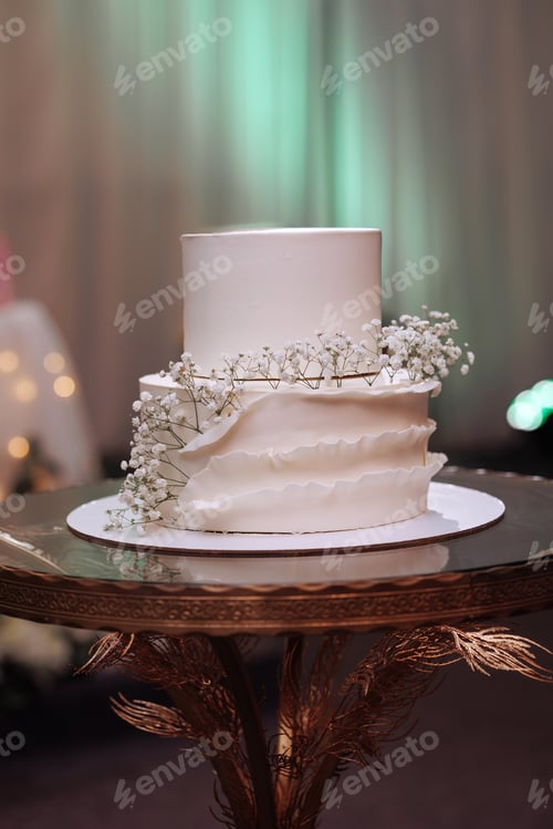 Preview: Wedding cake at the celebration