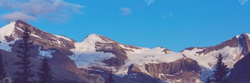 Preview: Mountains in Canada