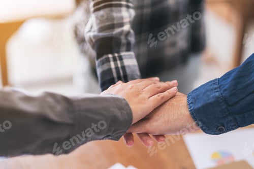 Preview: Businessman putting their hands together in the meeting