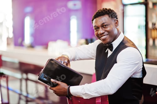 Preview: Handsome african man