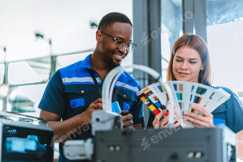 Preview: Engineer Selecting Colors for 3D Printed Products