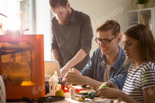 Preview: Students Enjoying 3D Printing