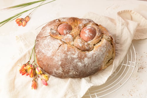 Preview: Easter folar with egg