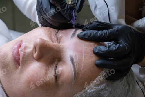 Preview: professional approach to microblading, emphasizing the expertise needed to achieve stunning results