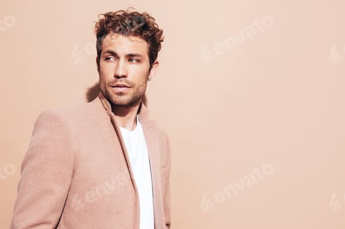 Preview: Handsome stylish man posing in studio