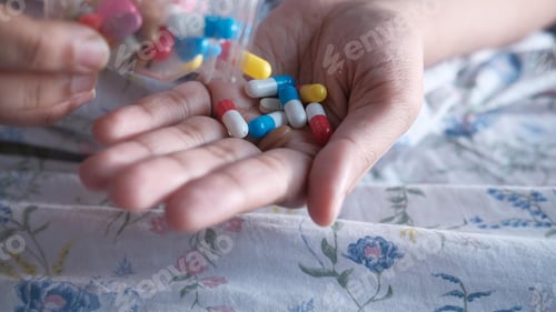 Preview: pills, medicine, vitamin, pouring