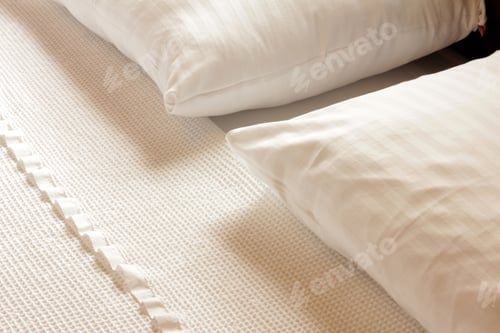 Preview: bed sheets and pillows