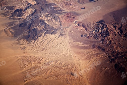Preview: Aerial view over desert