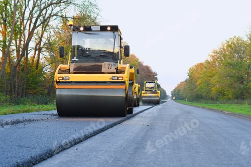 Preview: road roller working