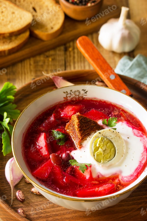Preview: Traditional Ukrainian Russian borscht. Borsch, beetroot soup with sour ceam.