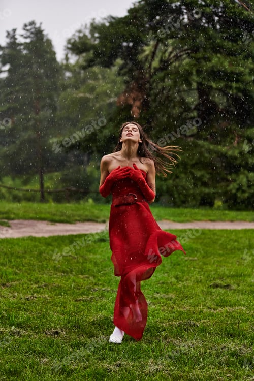Preview: Lady in scarlet dancing with raindrops