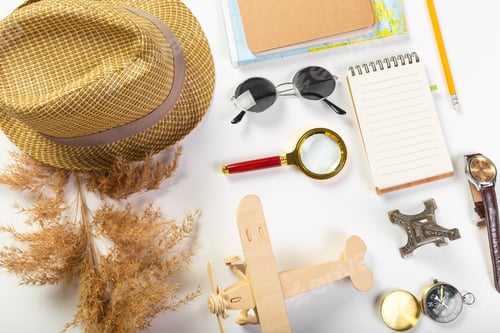 Preview: travel, summer vacation, tourism and objects concept