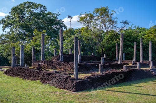 Preview: Ruined structures of Polonnaruwa in Sri Lanka