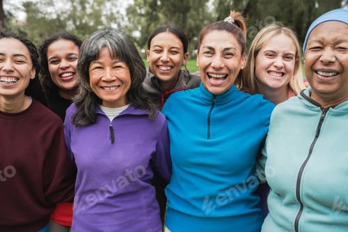 Preview: Happy multi generational women having fun together